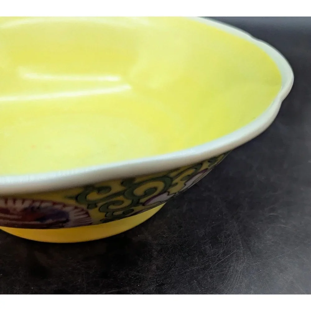 Antique Chinese‎ Qing Dynasty Export porcelain Enamels on Yellow Ground Bowl 8